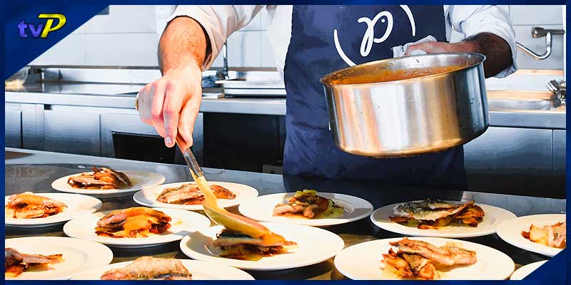 espai-del-peix-show-cooking-de-cuina-marinera-imatge-molts-platets-2024-ve-agenda-de-palamos